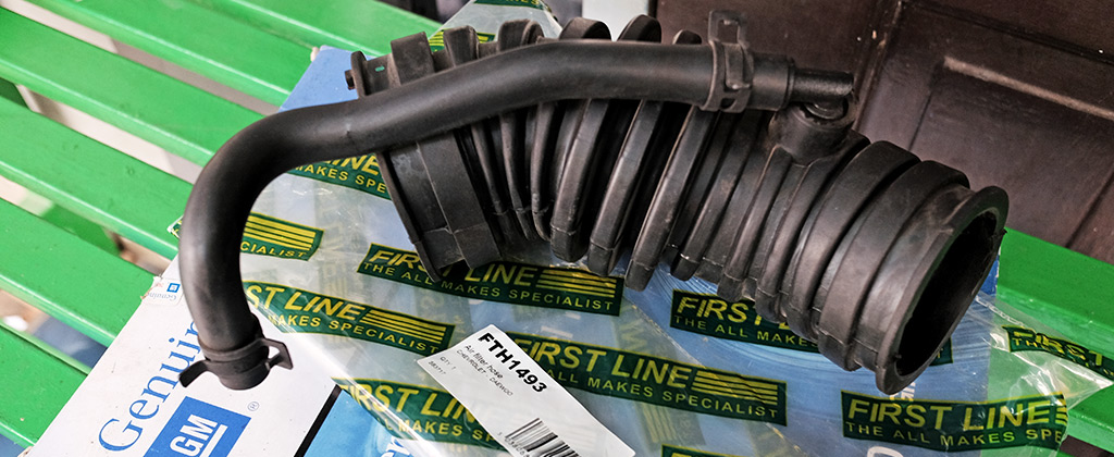 Tahun Baru 2019, Mari Merenung - Saluran intake dari First Line dan filter udara mejeng sebelum dipasang.